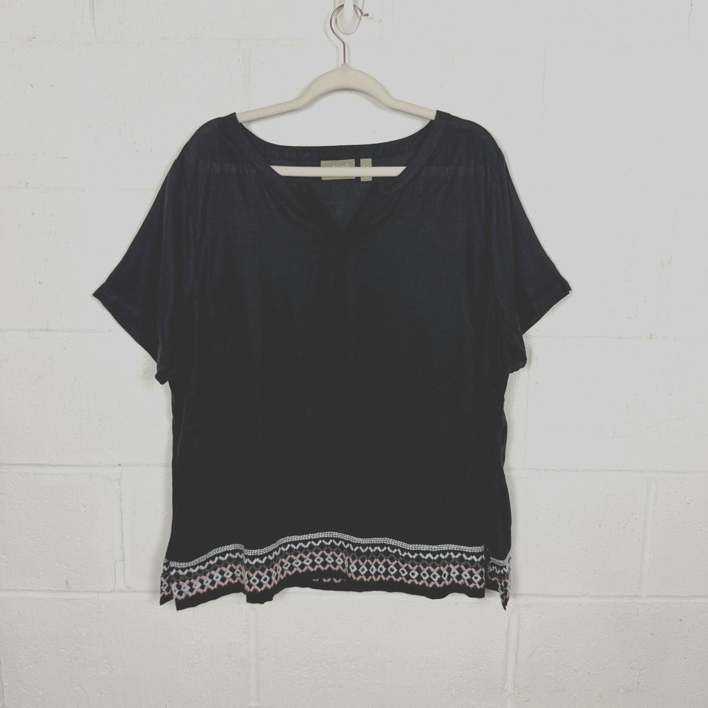 Naturals D & Co Linen Blend Top Size XL Black Embroidered Trim Boxy‎ BoHo Resort